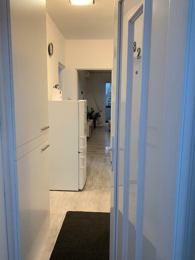 Apartamento Origo Győr Exterior foto